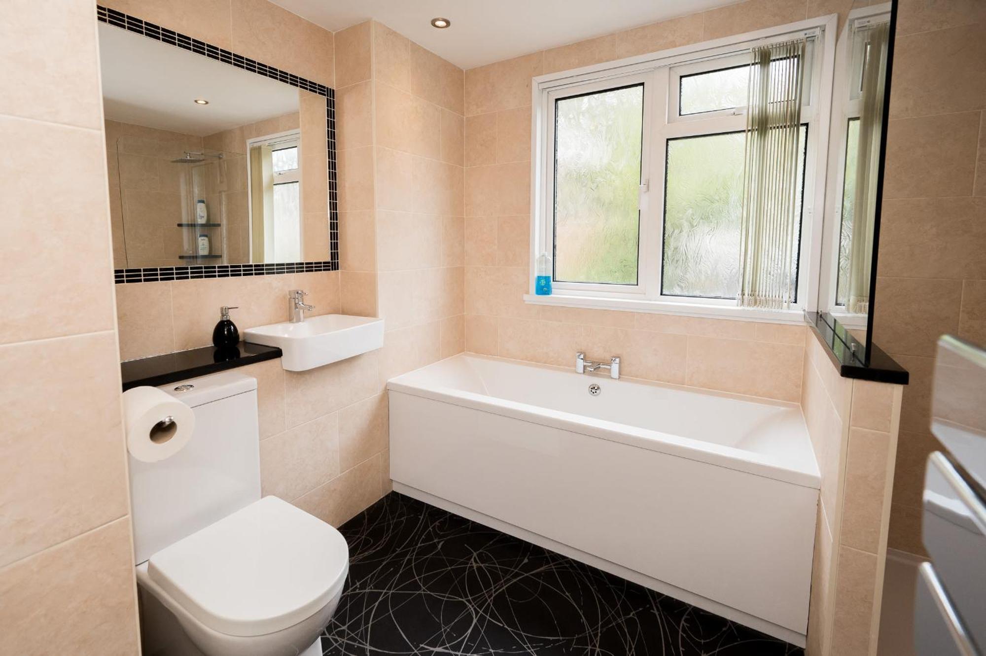 Holiday home Plym Valley Impressive House Free Parking In Great Location By Staystaycations