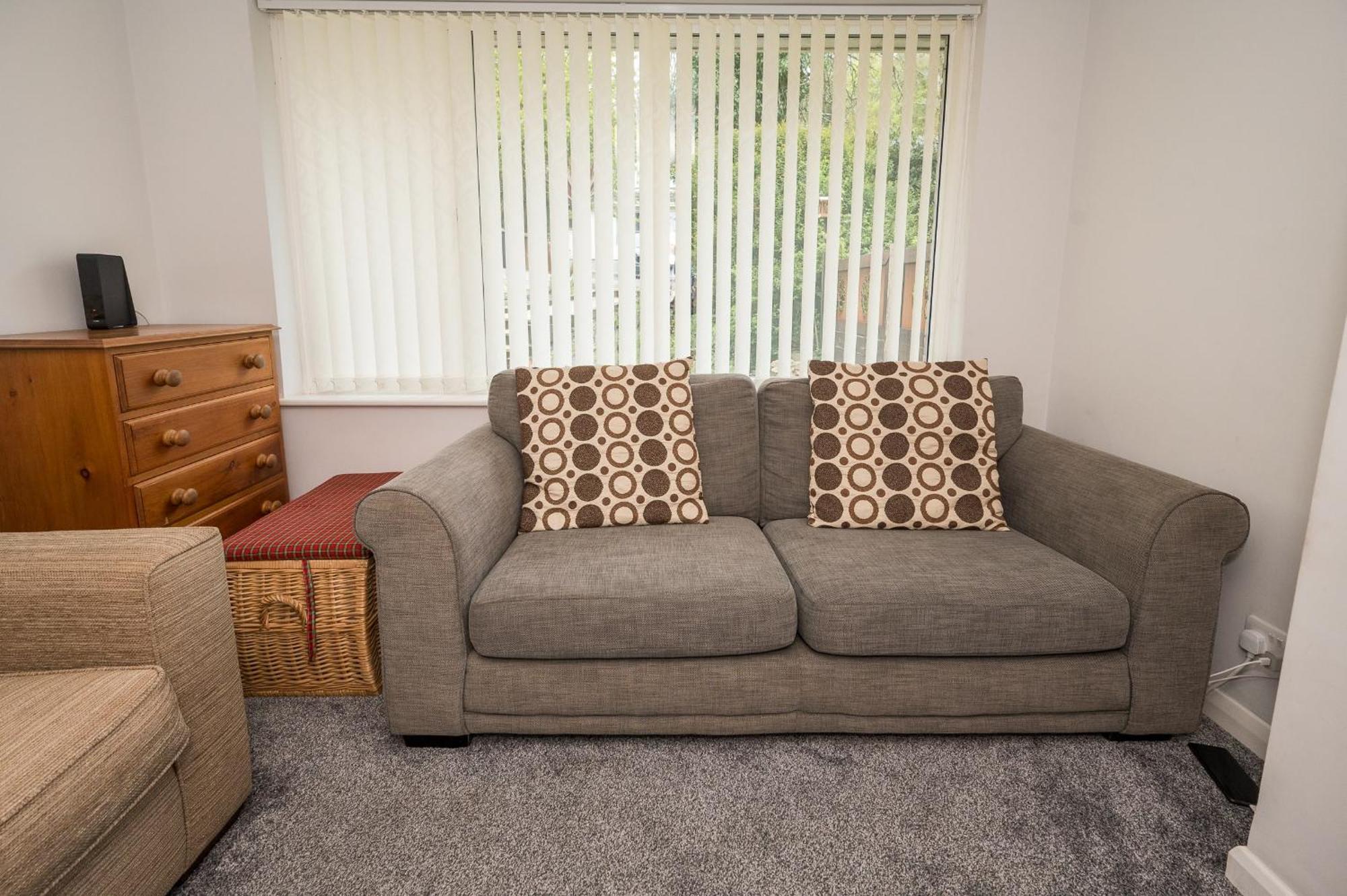 Plym Valley Impressive House Free Parking In Great Location By Staystaycations Holiday home *