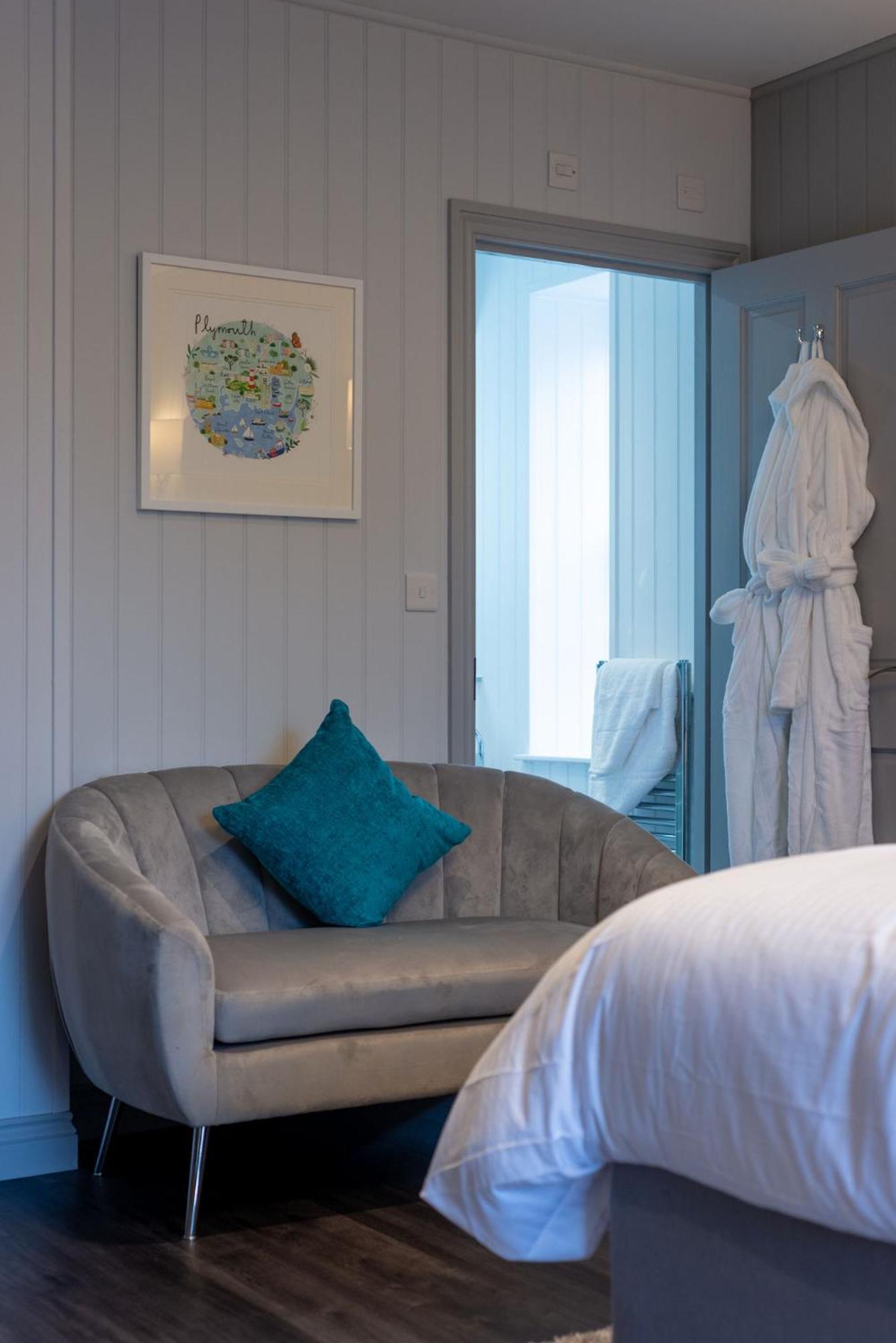 The Three Crowns Bed & Breakfast 2*