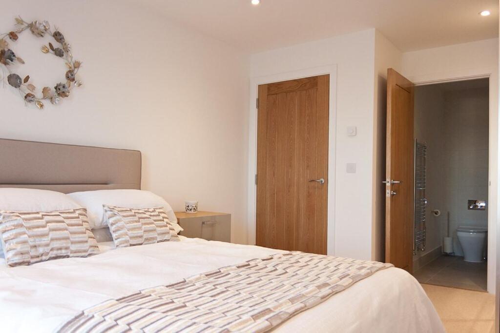 2 Bed - Leeward House By Pureserviced Plymouth