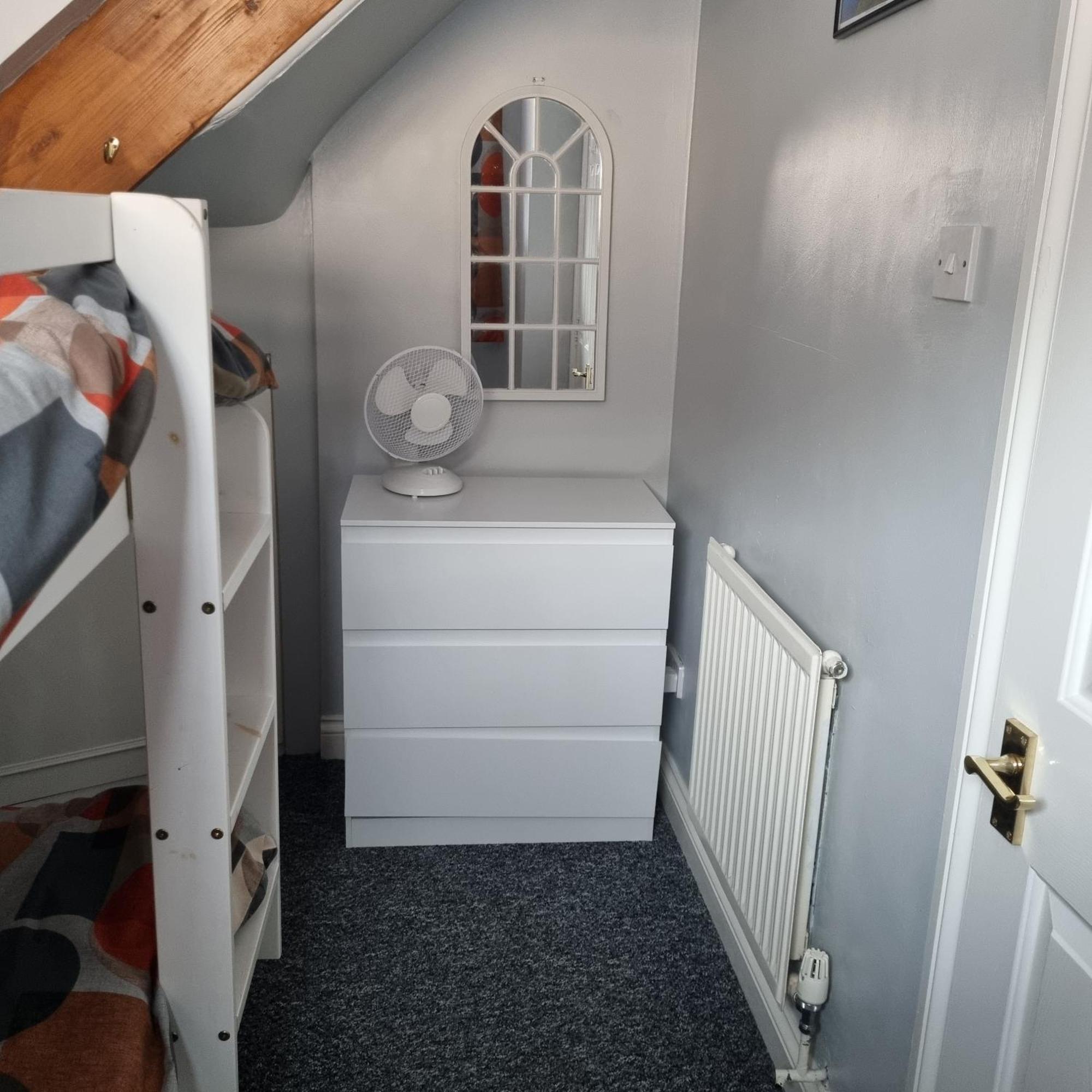 Primrose Apartment *