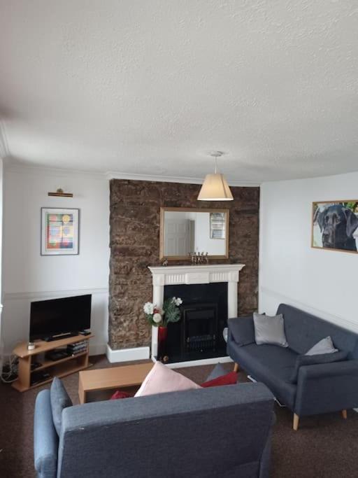 Amazing Value, In Great Location Apartment *