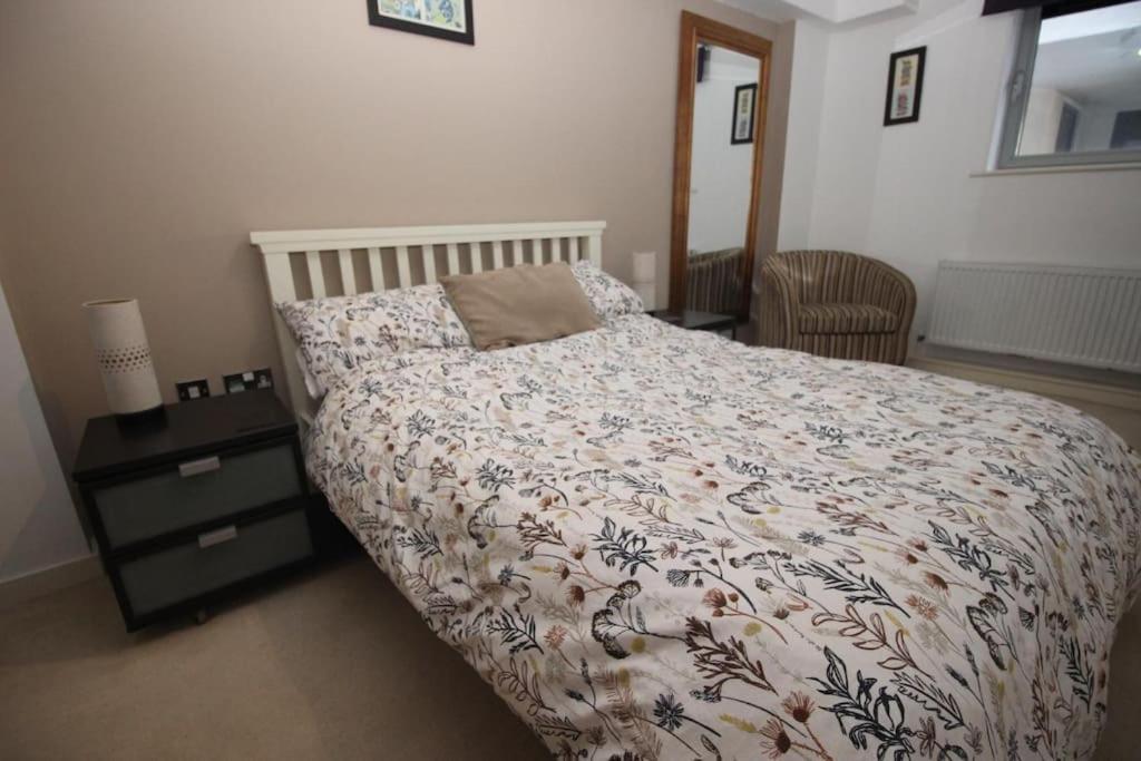 The Armada 1 Bedroom On Barbican Apartment