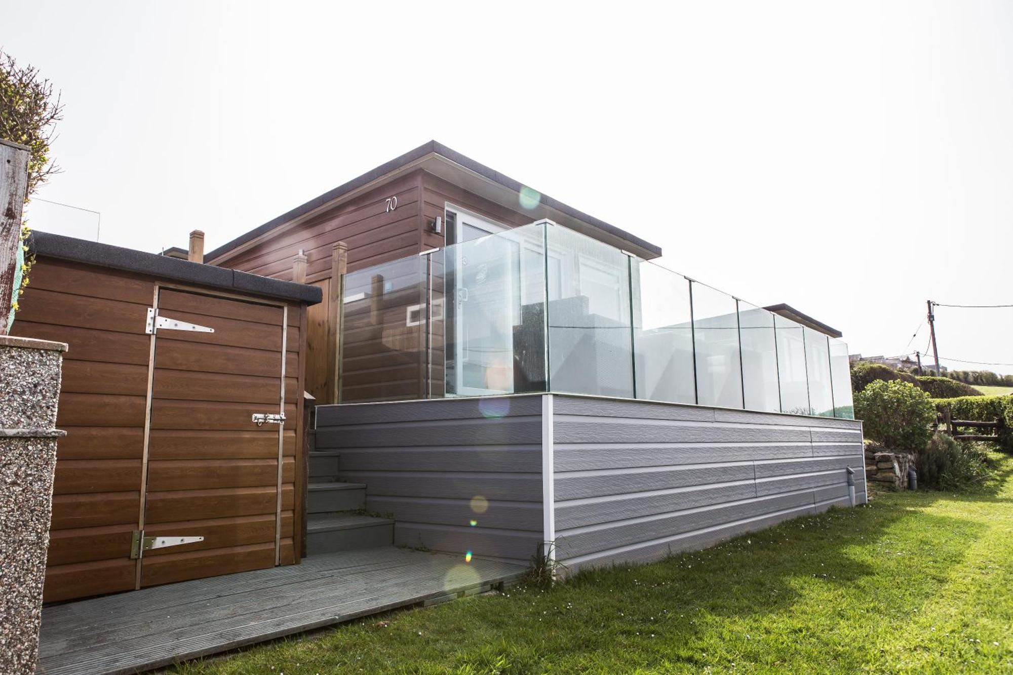 2 Bedroom Chalet With Sea Views * Plymouth