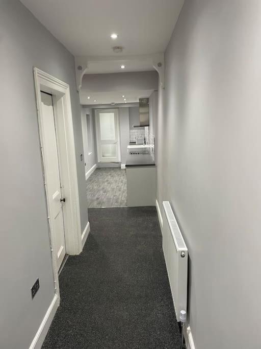 Holiday home Beautiful 5 Bedroom House *