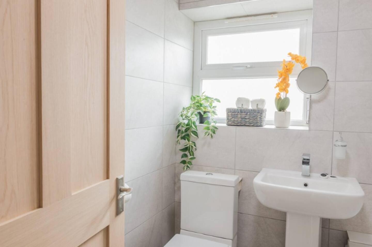Lovely 1-Bedroom Flat In The Heart Of Plymouth *
