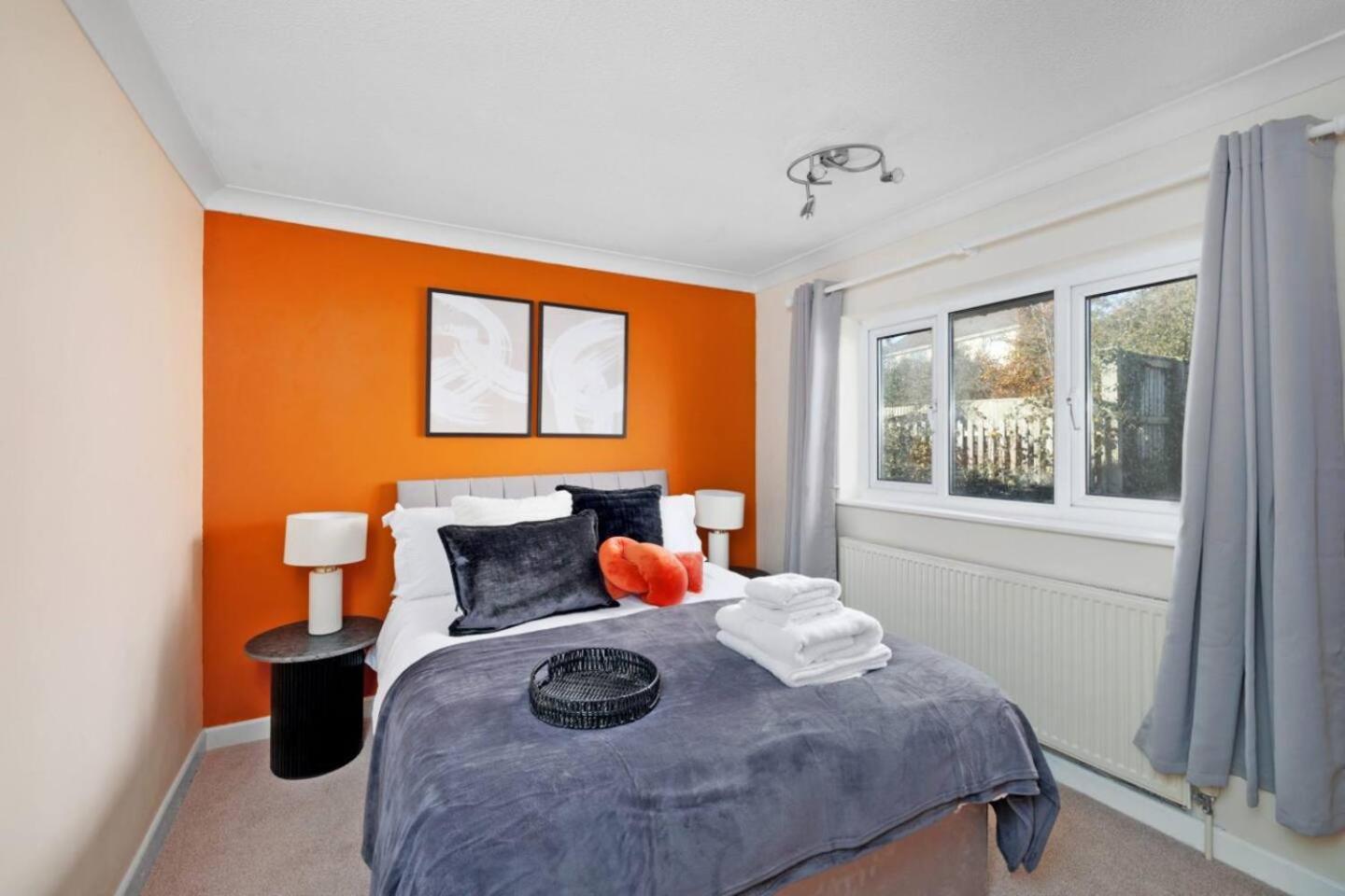 Newly Renovated 3br House Perfect For Contractors *