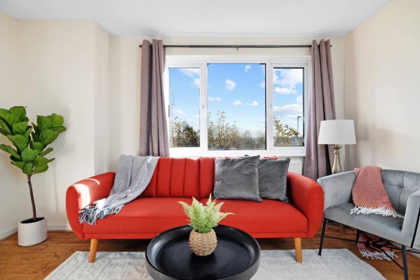 Newly Renovated 3br House Perfect For Contractors