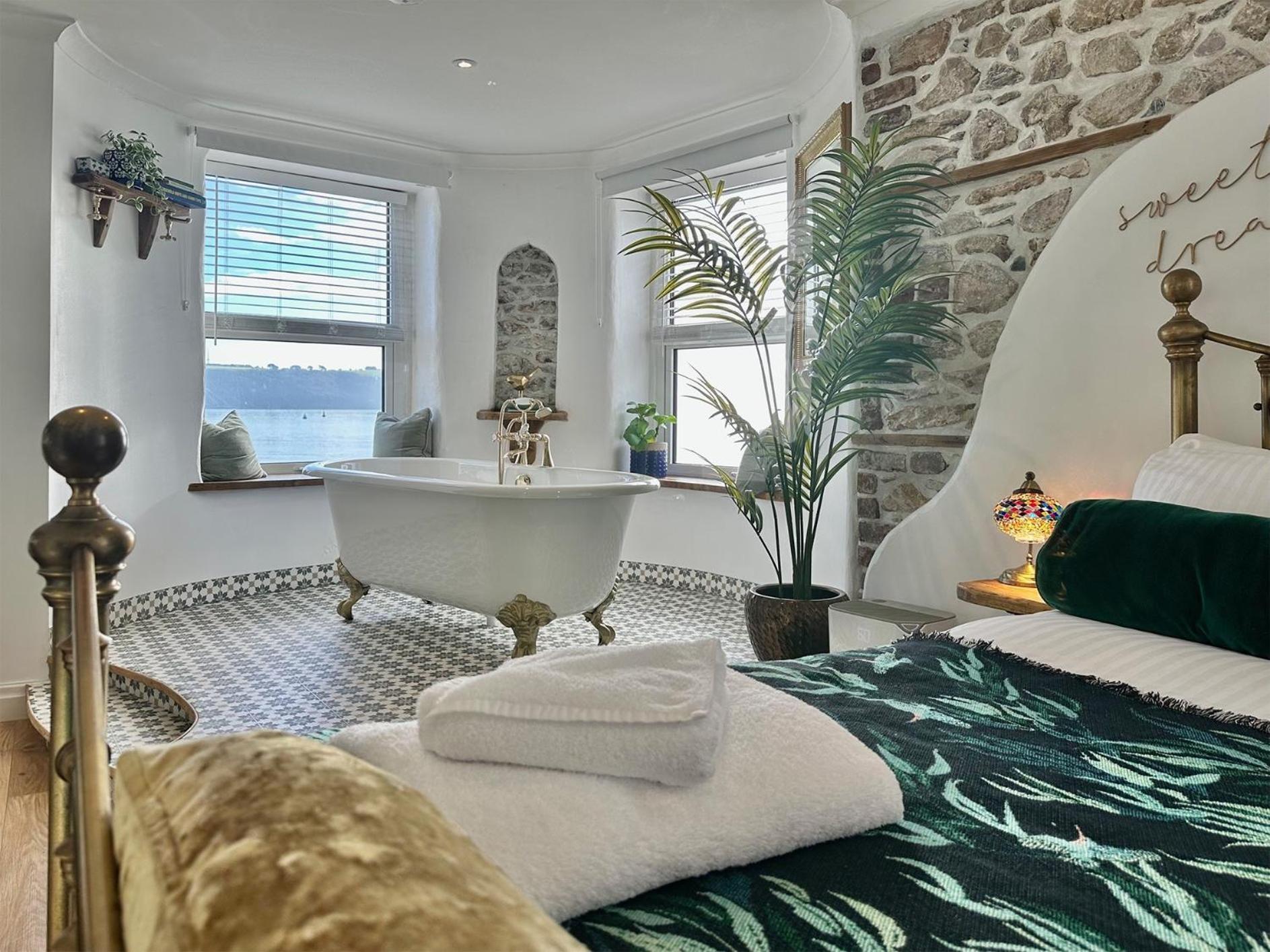 Holiday home Seafront - Access - Pet Friendly