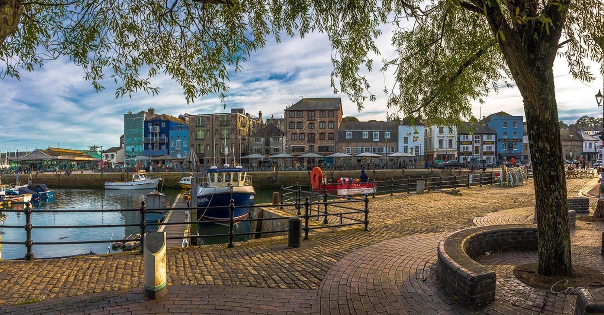 Seafront - Access - Pet Friendly Holiday home Plymouth