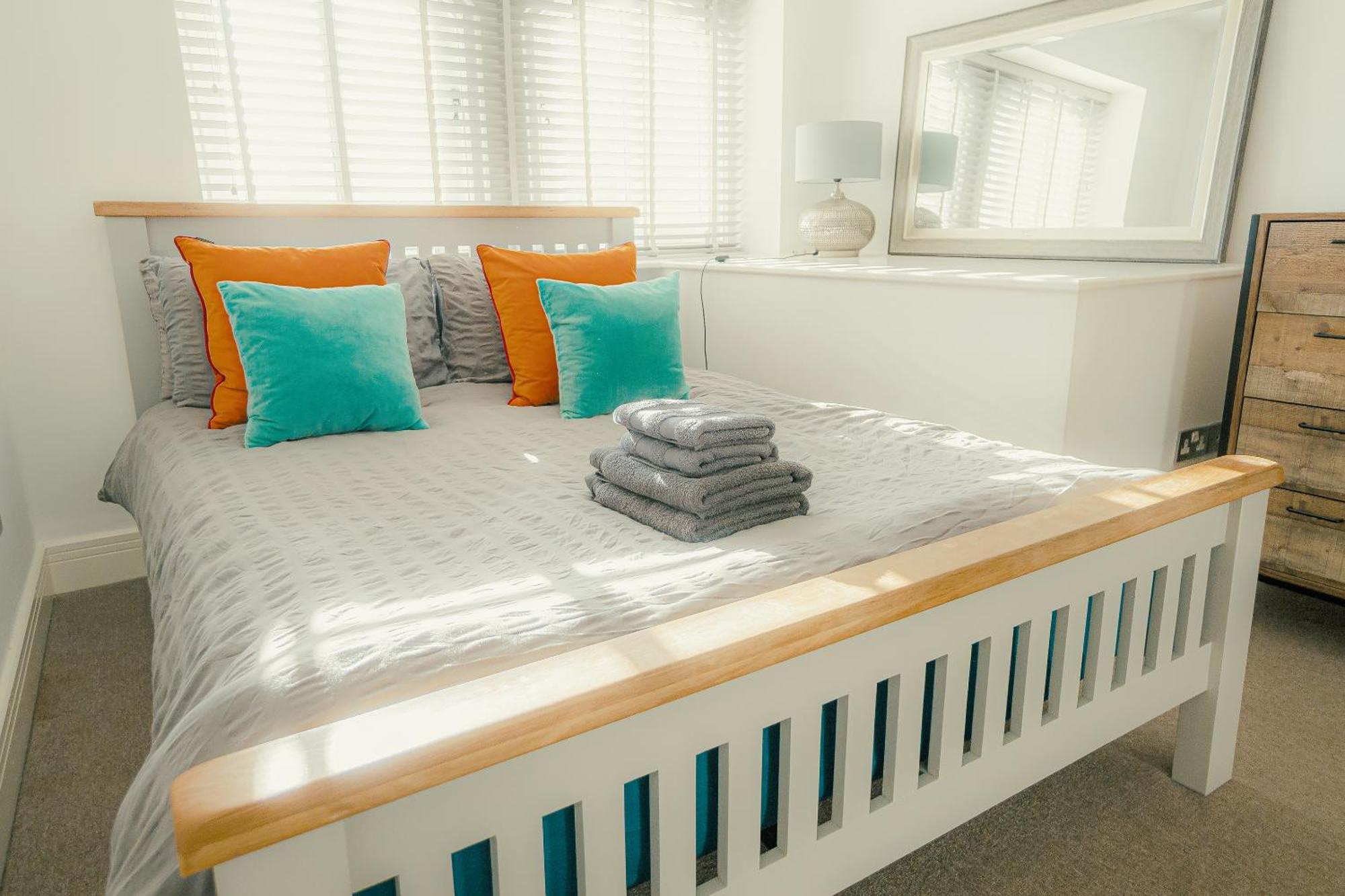 Super Duplex With Free Parking *