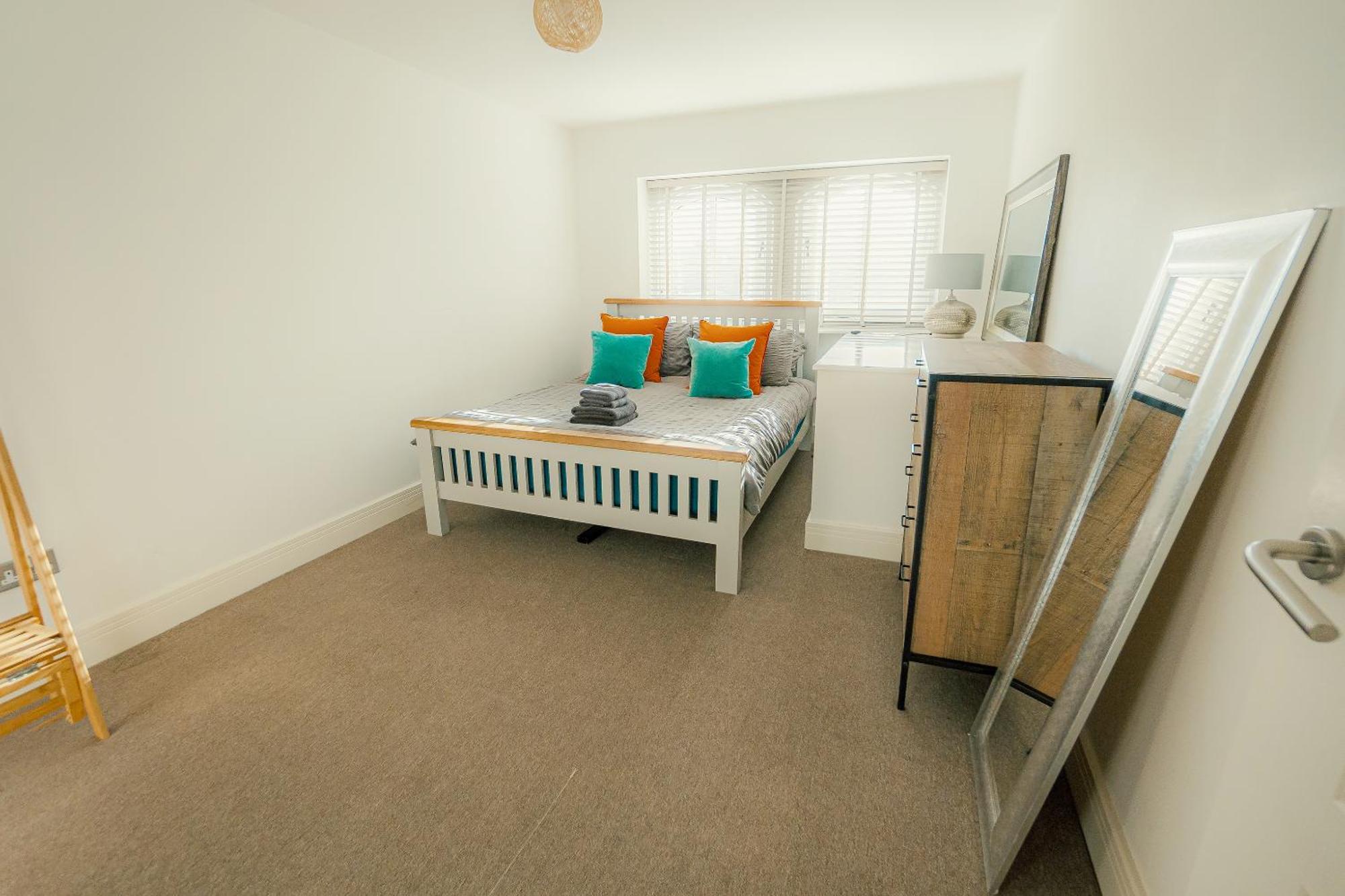 Super Duplex With Free Parking