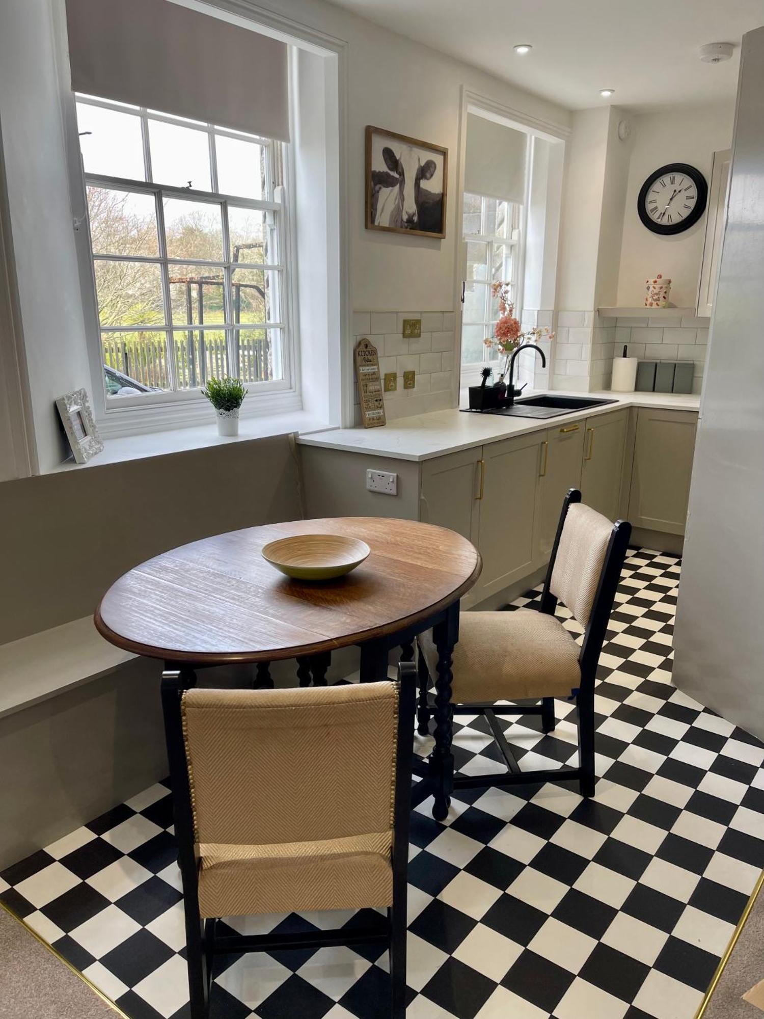 Apartment New, Stylish & Spacious Ground Floor Mews Plymouth