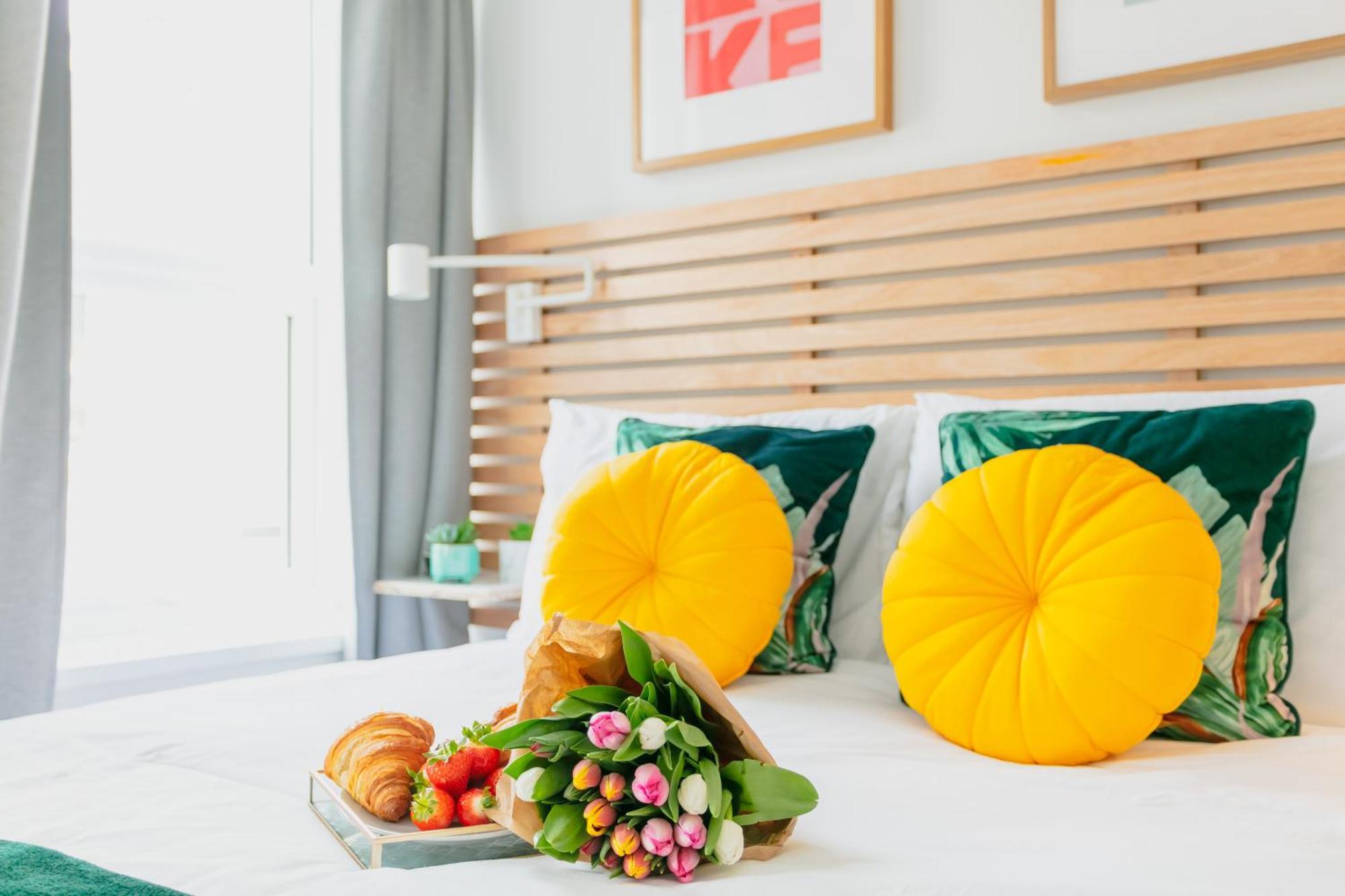 Bijoux - Sleeps 6 - Parking- Habita