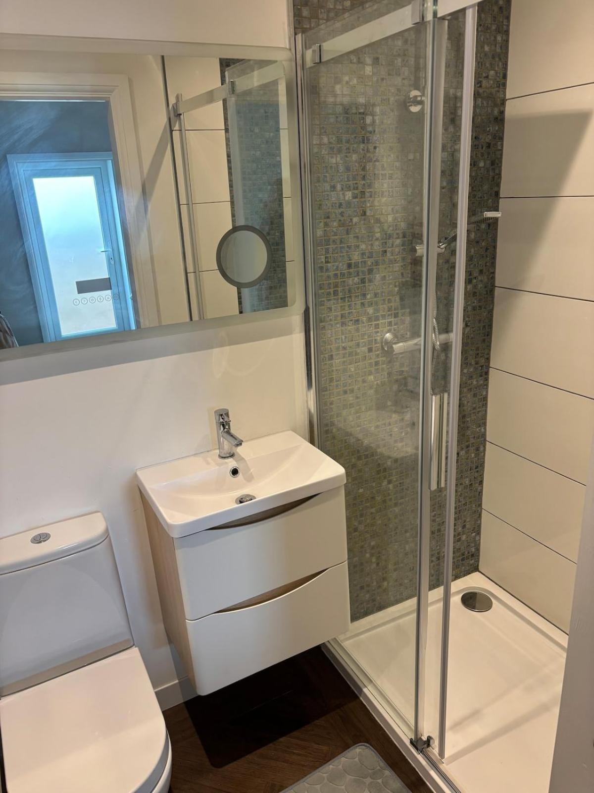 1 Double Bed With Private Access Plymouth