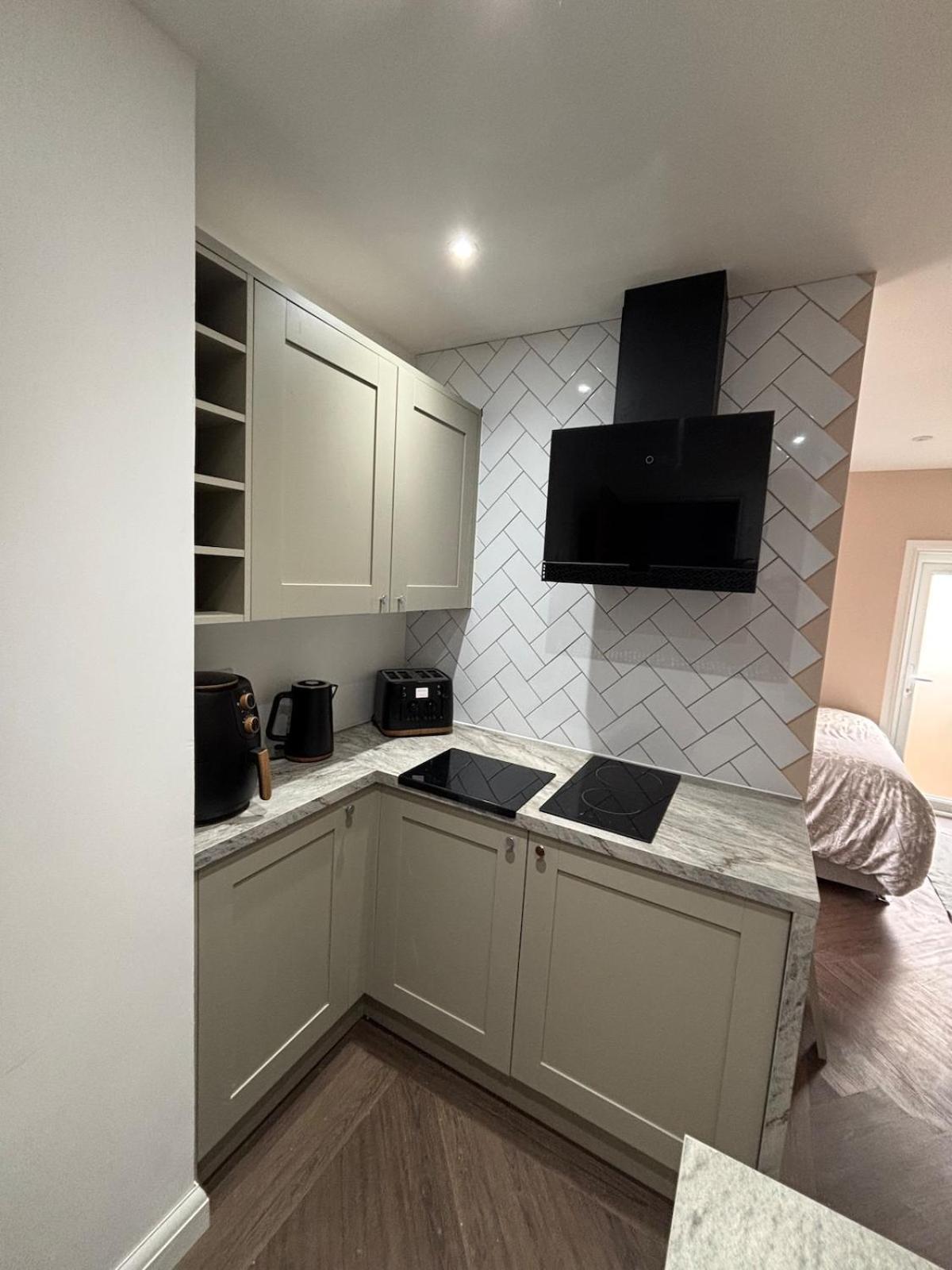 1 Double Bed With Private Access Plymouth