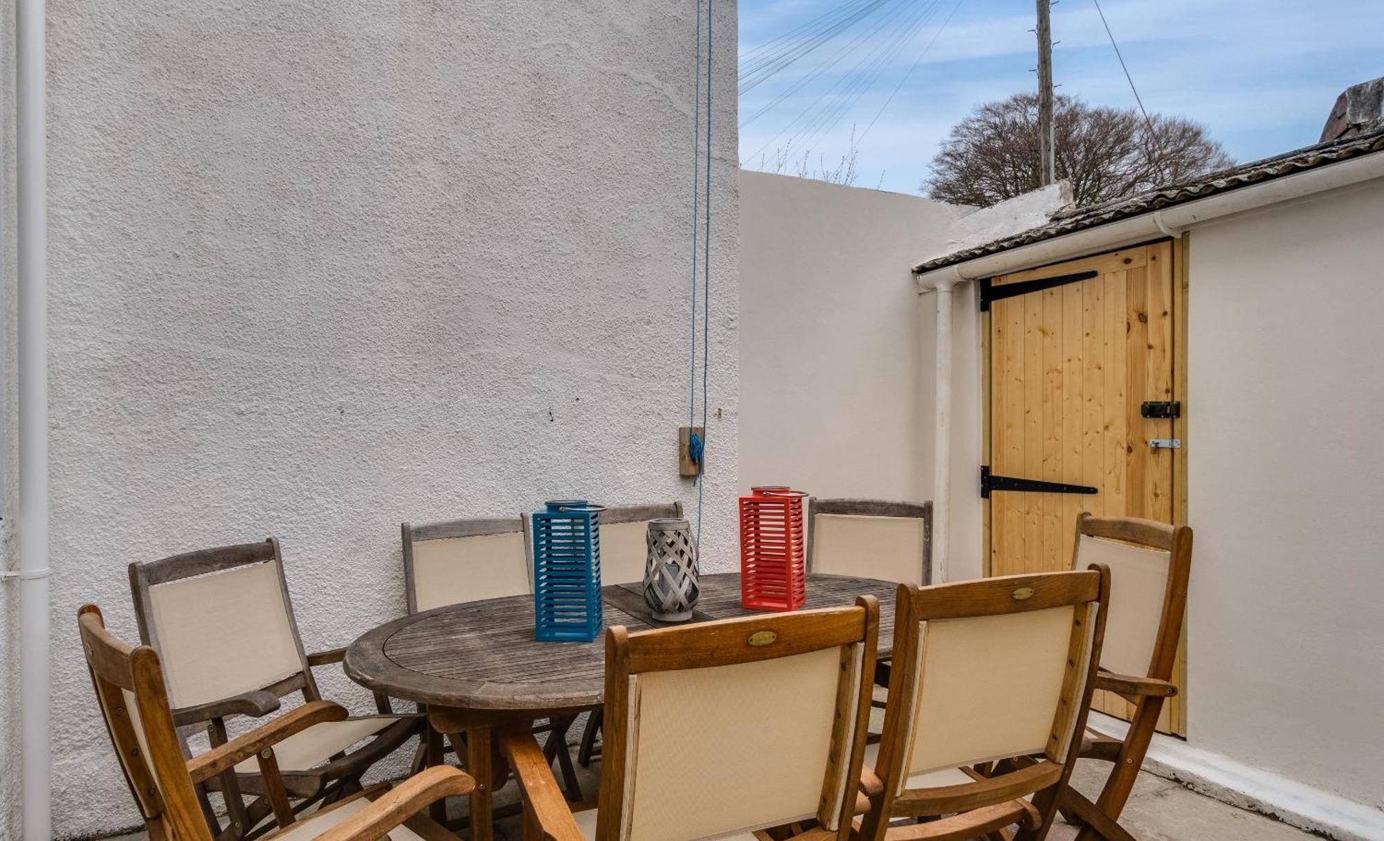 Holiday home Park House - Very Spacious 4 Bed House, Games Room, Free Netflix, Close To Argyle, In The Heart Of - Dogs Welcome - Hosted By Absolute Plymouth