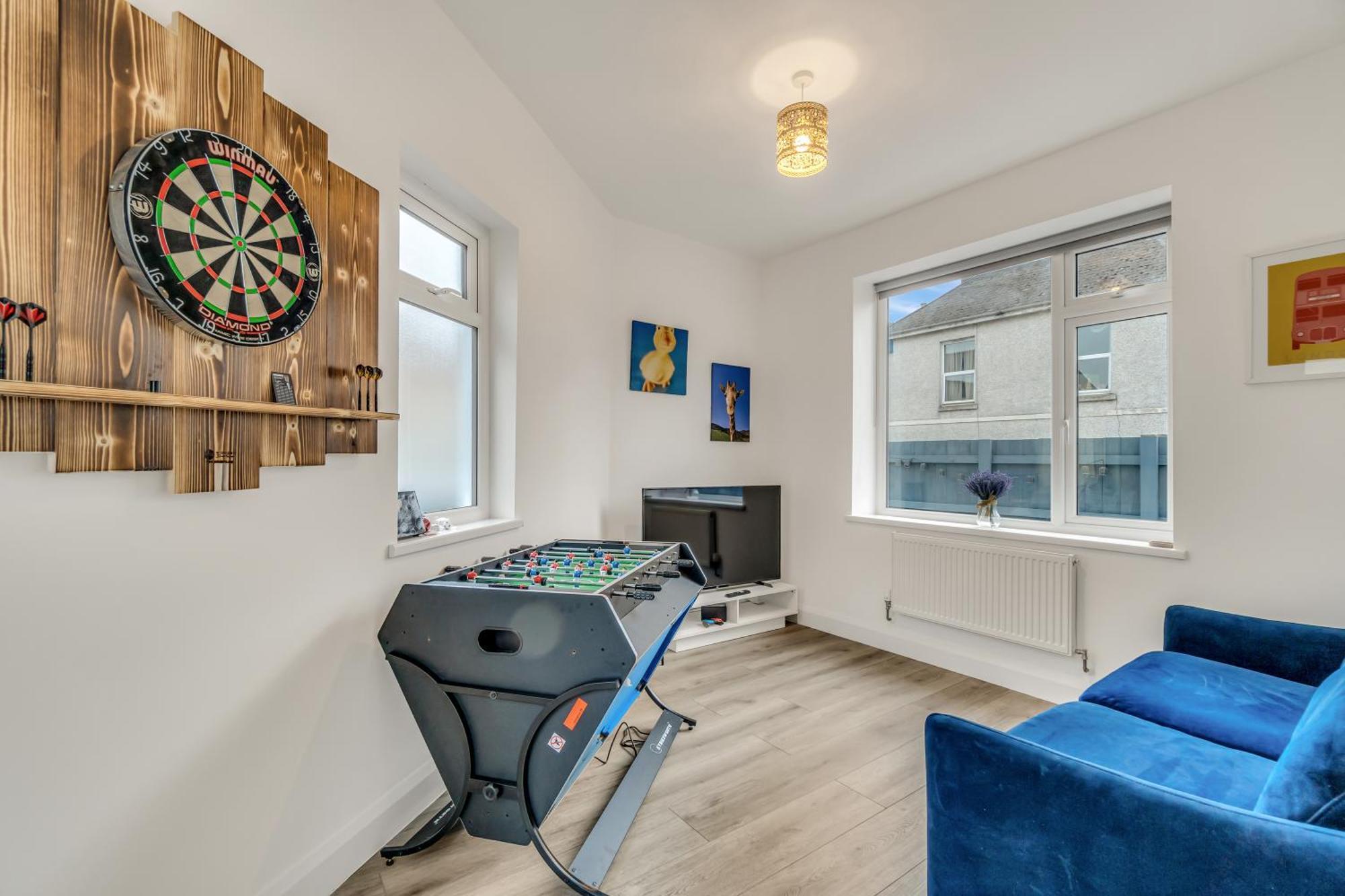 Holiday home Park House - Very Spacious 4 Bed House, Games Room, Free Netflix, Close To Argyle, In The Heart Of - Dogs Welcome - Hosted By Absolute
