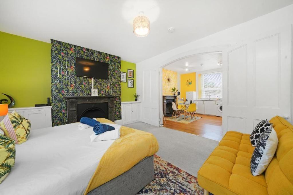 Apartment Beautiful Marseille Boutique - Sleeps 4