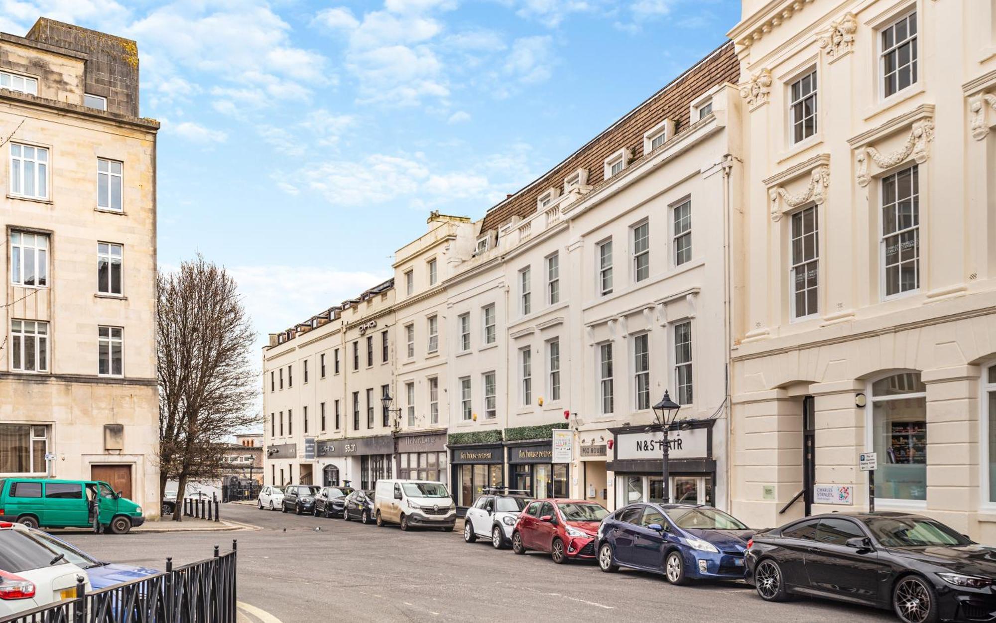 Foxhouse Apartment Plymouth