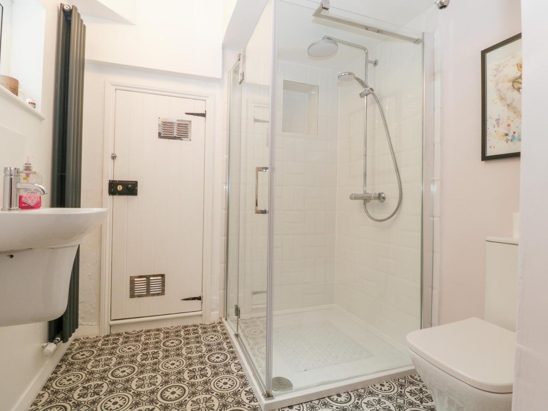 Apartment Hidden Gem On The *