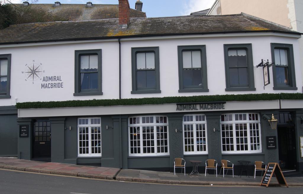 Admiral Macbride Bed & Breakfast