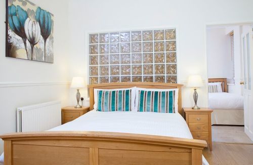 Hotel Oyo The Grosvenor 3*