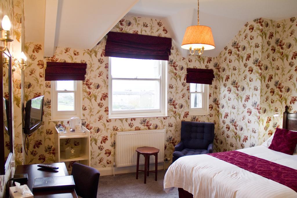 Duke Of Cornwall Hotel