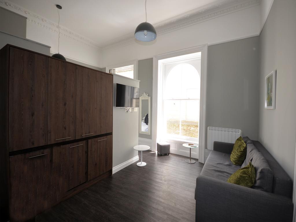 1 Elliot Terrace Aparthotel