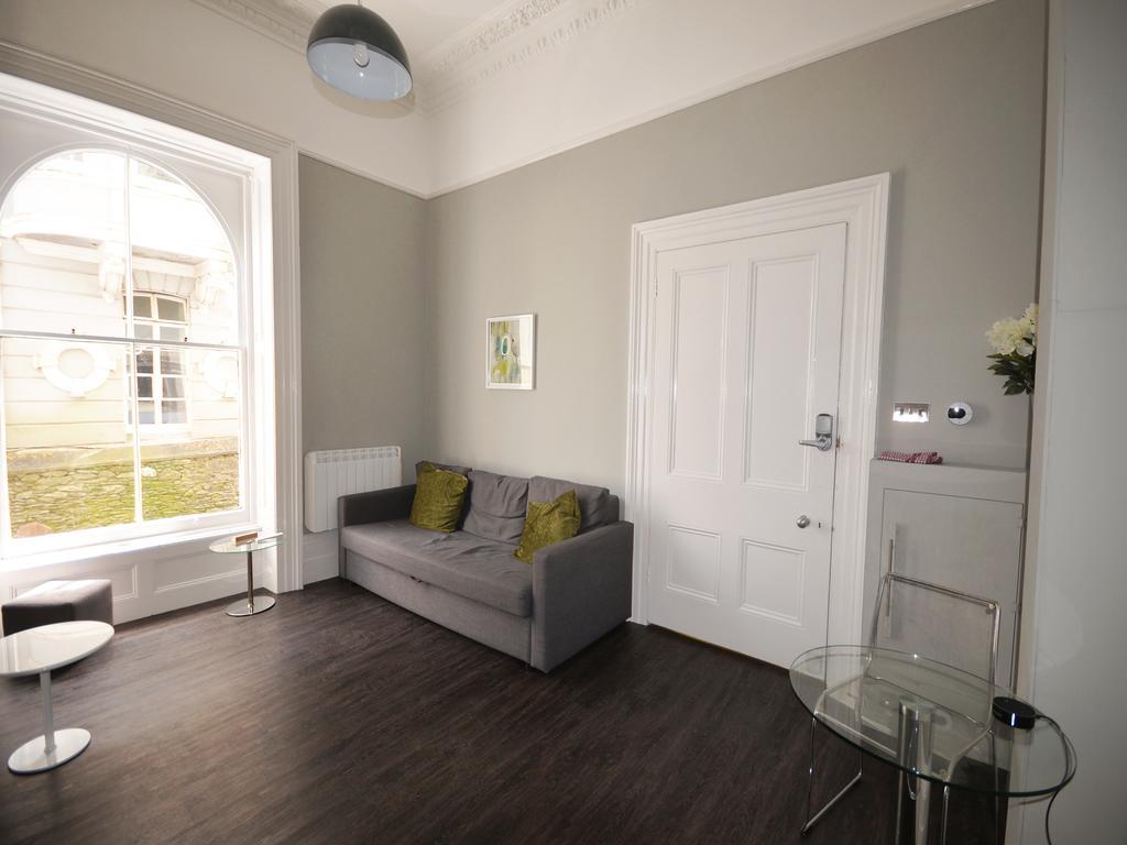 1 Elliot Terrace Aparthotel