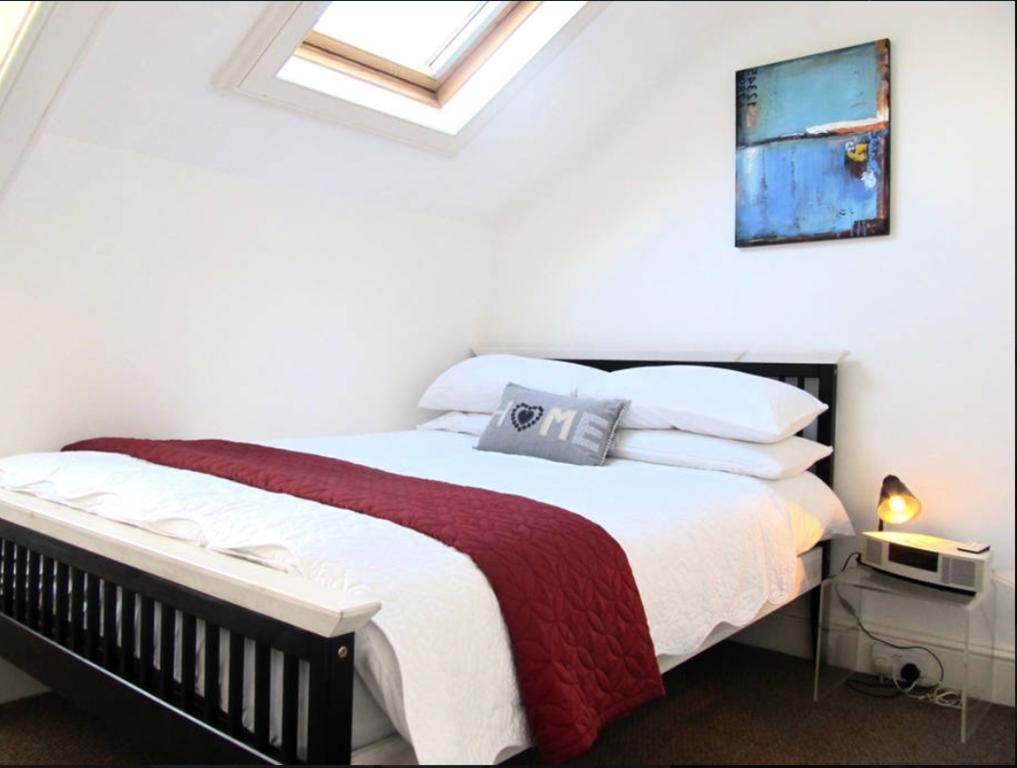Apartment The Hideaway, Victorian Townhouse With Parking *