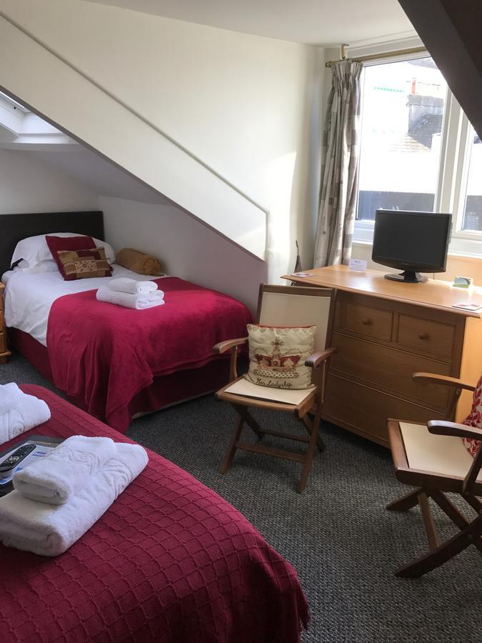 Rainbow Guest house Plymouth