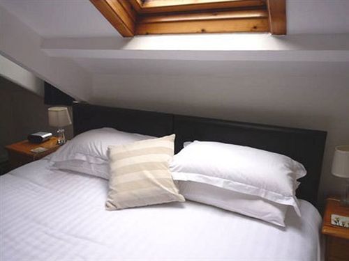 Rainbow Guest house 4*