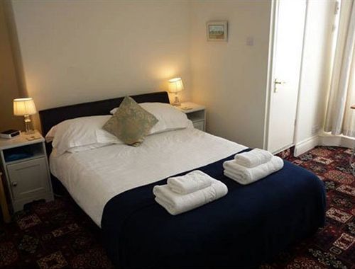Rainbow Guest house Plymouth