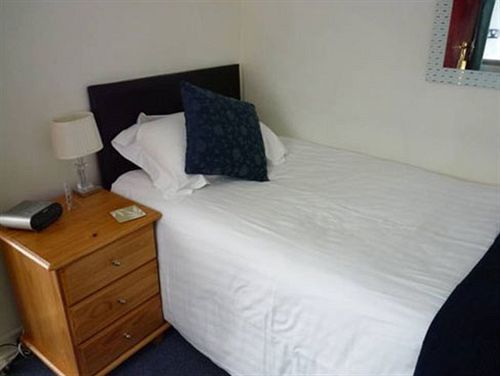 Rainbow Guest house 4*