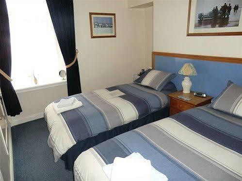 Caledonia 4*