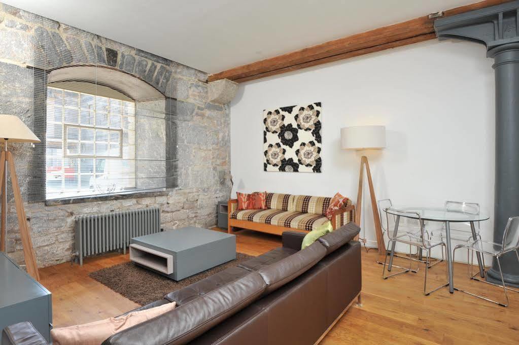 Apartment Drakes Wharf @ Royal William Yard