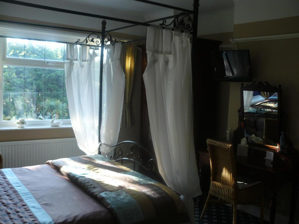 The Millstones Country & Restaurant