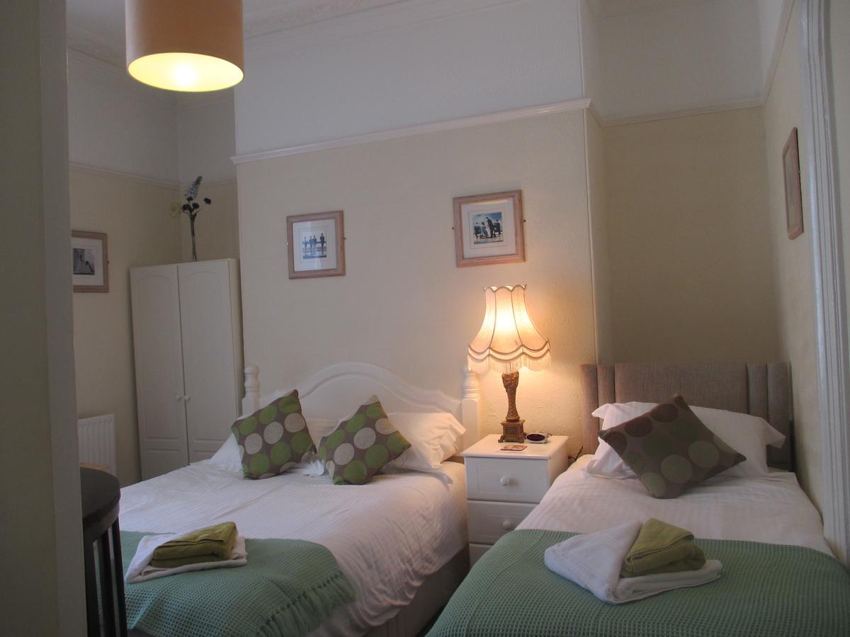 Guest house Caledonia