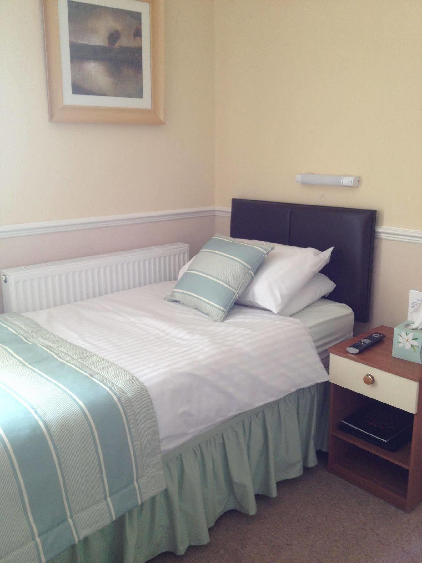 Casa de hóspedes Edgcumbe 3*