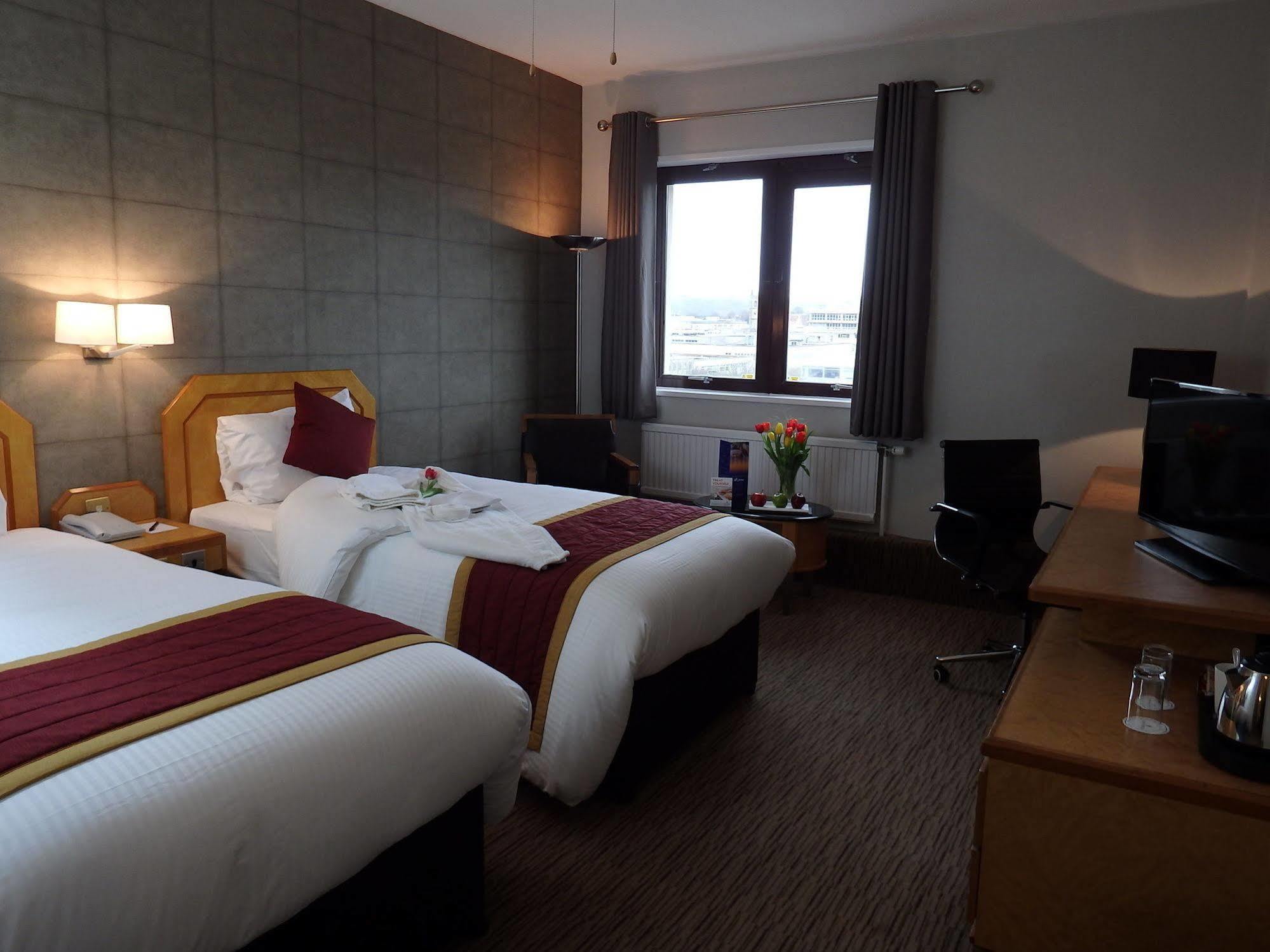 Copthorne Hotel 4*