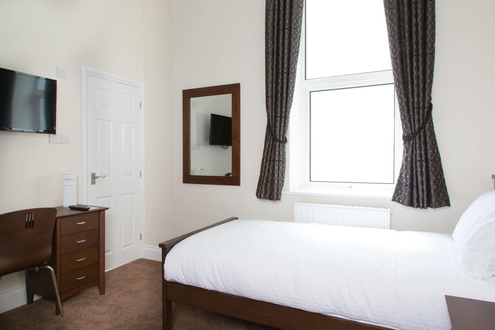Oyo The Grosvenor Hotel