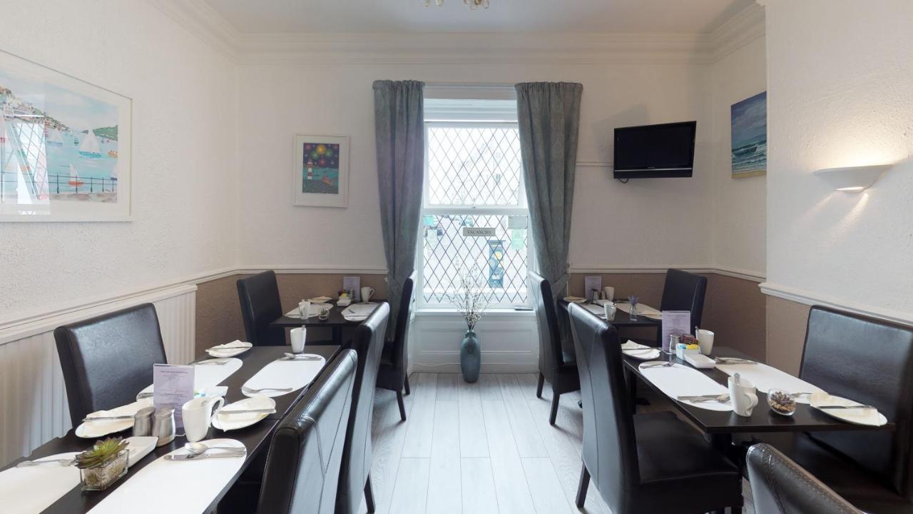 The Tudor Guest house 3*