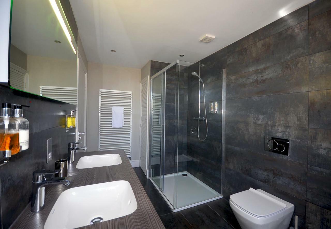 1 Elliot Terrace Aparthotel