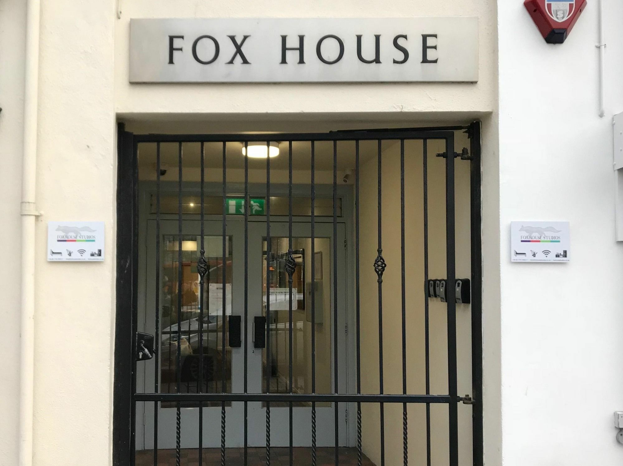 Foxhouse * Plymouth