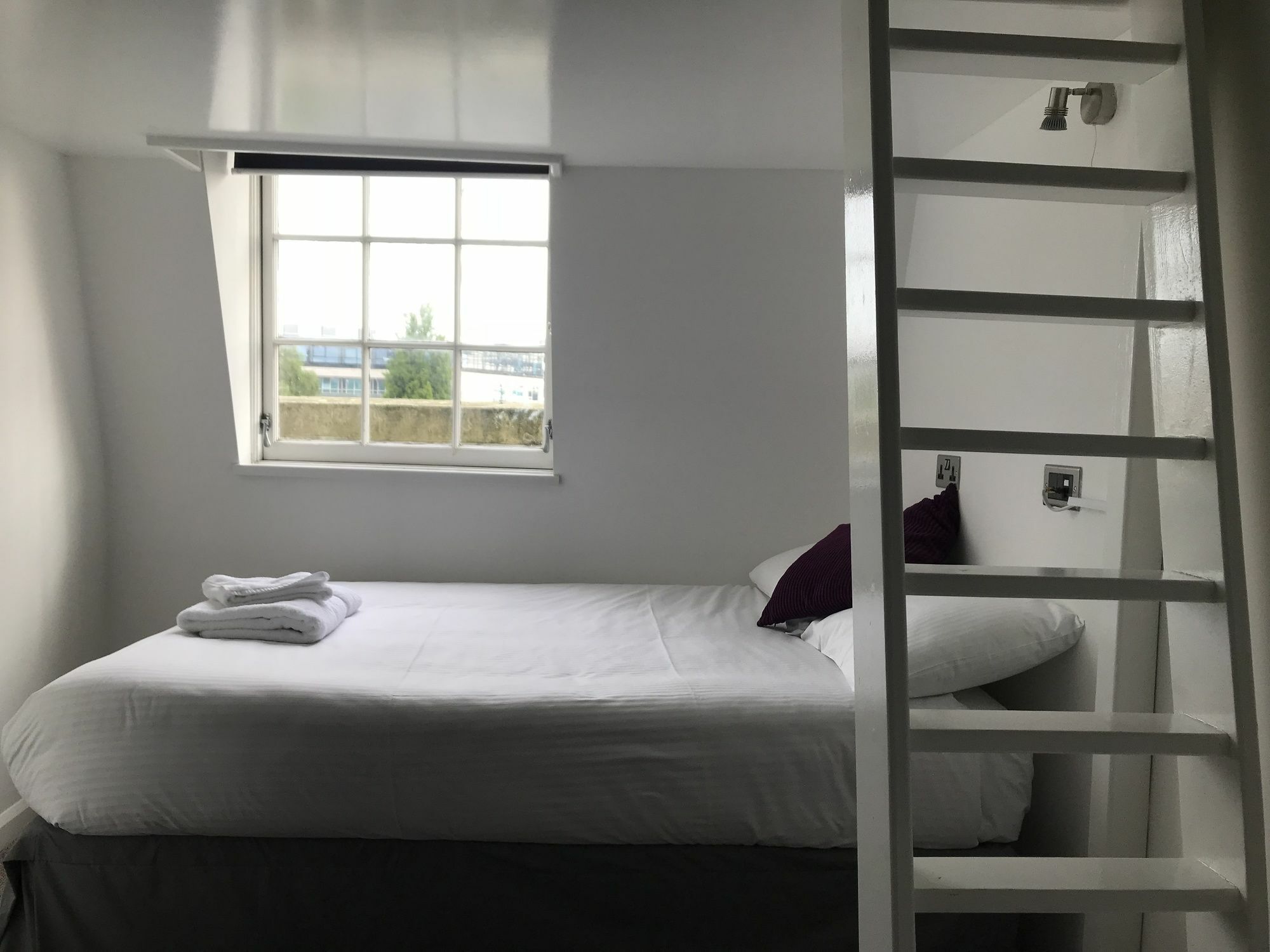 Foxhouse Apartment Plymouth