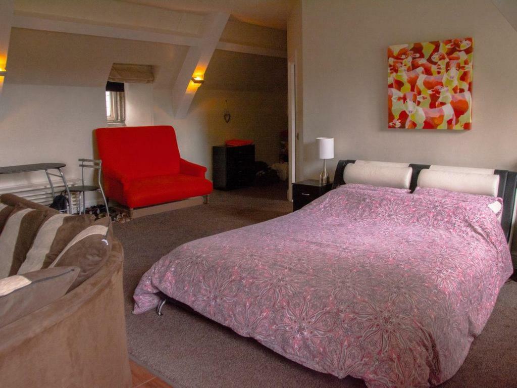 A Stunning Private In A Beautiful Heritage Mansion Apartment *