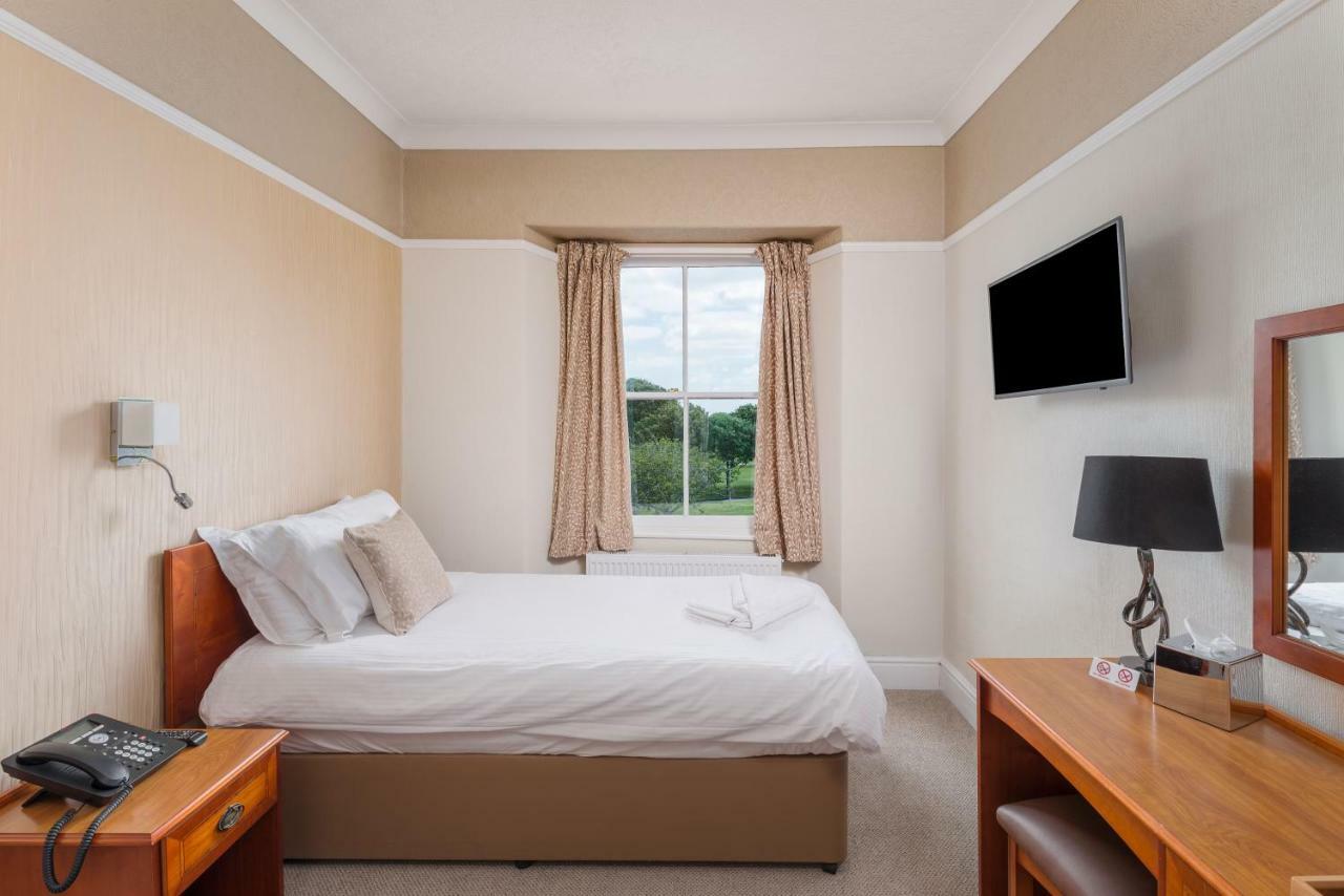 Hotel Invicta 4*