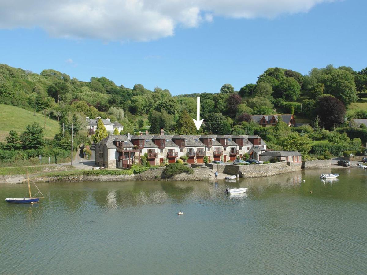 Gillyweed, Bridgend, Noss Mayo *